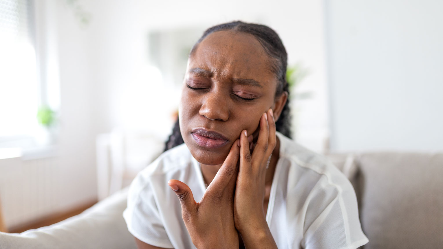 Toothache Causes: Common Reasons for Dental Pain and When to See a Dentist